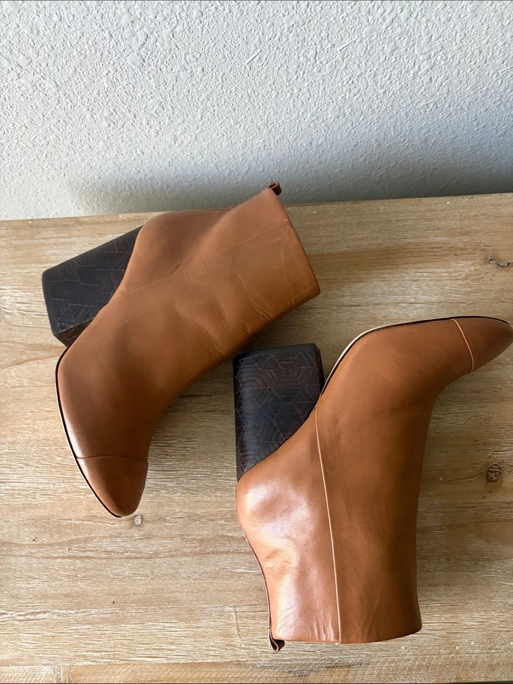 Tory Burch Grove Leather Block Heel Ankle Boot in Cognac